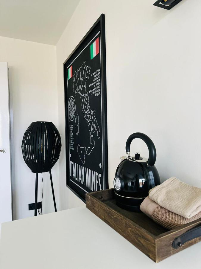 Studio Aan De Maas Apartman Zwijndrecht Kültér fotó